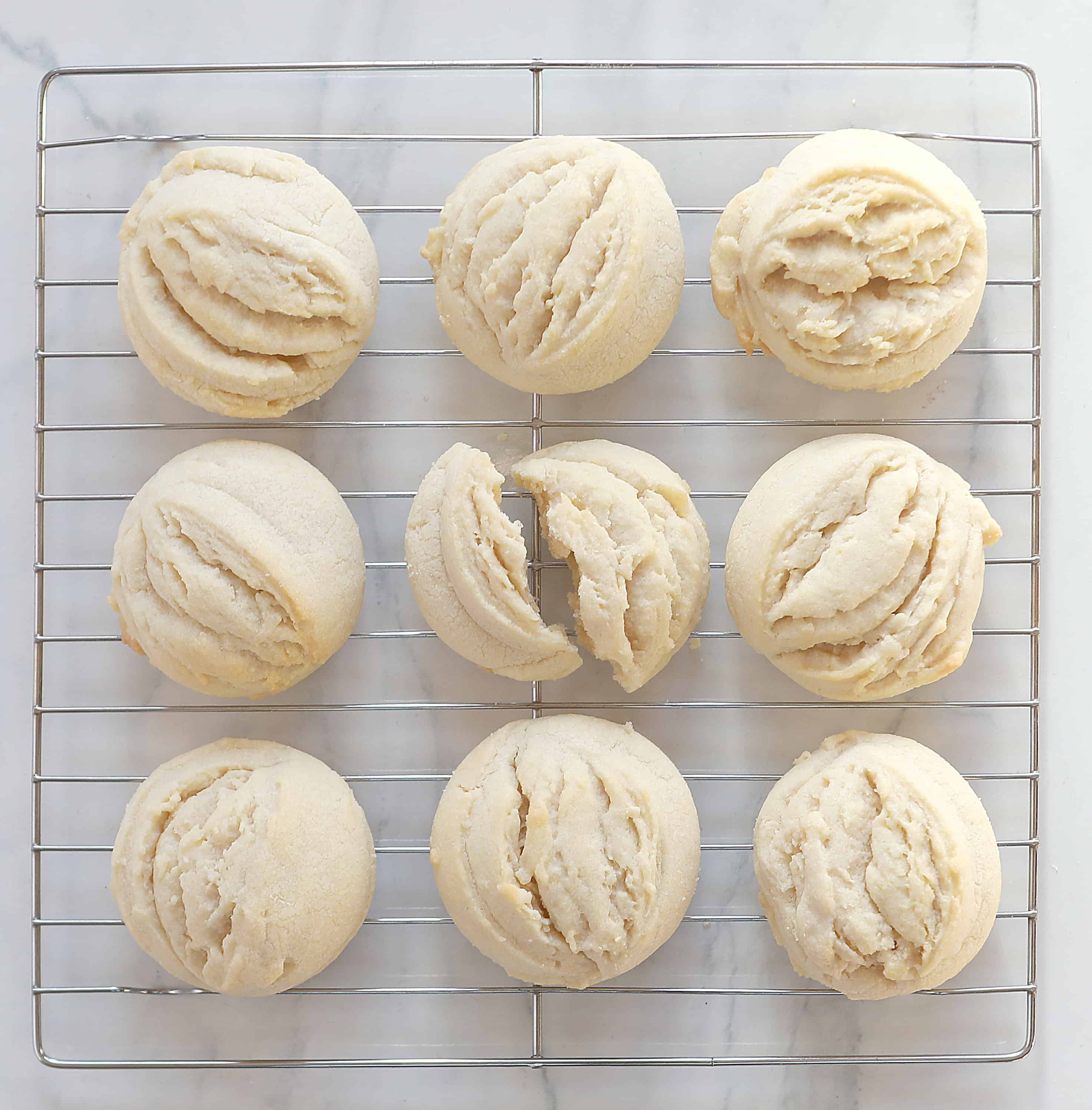 Amish Sugar Cookies #triedandtested #sugarcookies #vanilla #cookierecipe #bestcookie #amishsugarcookies #cookies #iambaker How to Make Amish Sugar Cookies