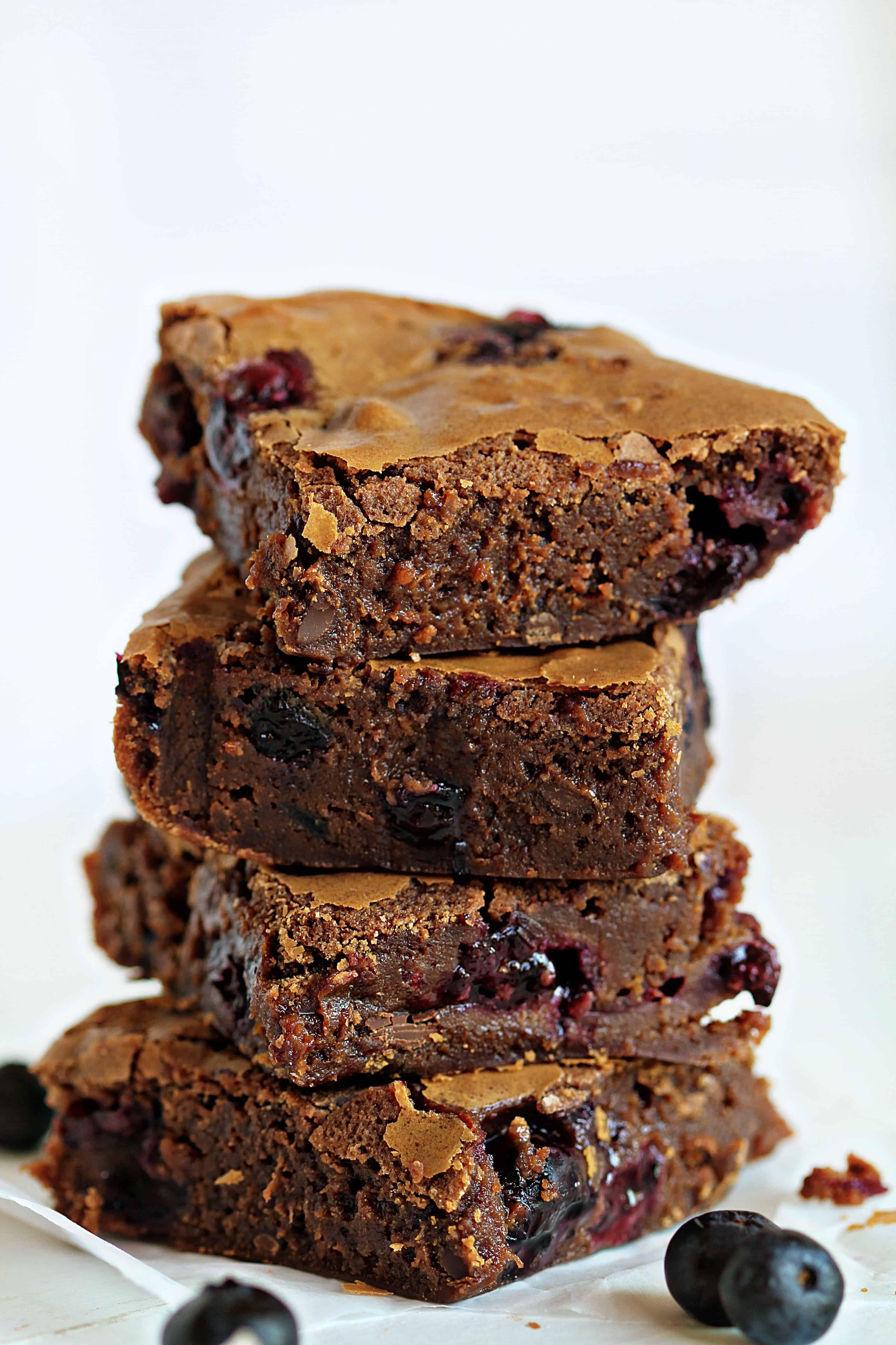 It is shocking how good these are. Folks will be blown away by the flavor! #brownies #homemadebrownies #blueberrybrownies #howtomakeblueberrybrownies #brownierecipes #iambaker #baking #chocolate #recipes How to Make Blueberry Brownies