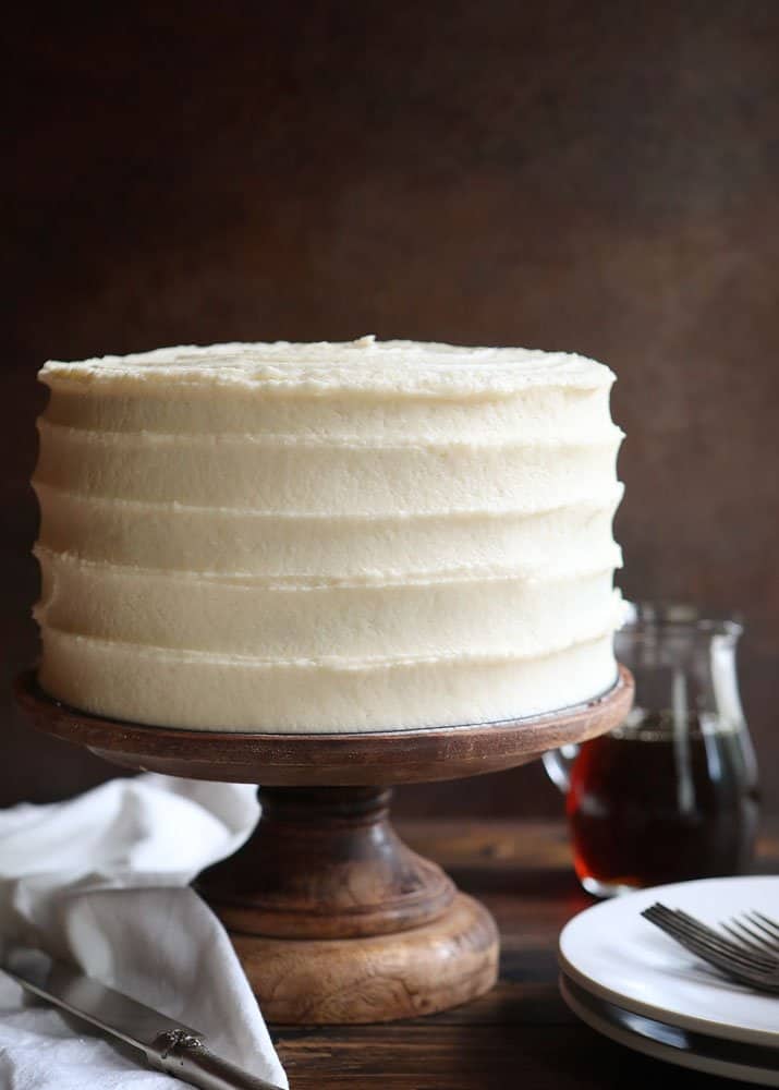 The most flavorful chocolate maple cake you will even try! #chocolatecake #maplecake #chocolatemaplecake #iambaker #baking #cakerecipes The most amazing Chocolate Maple Cake
