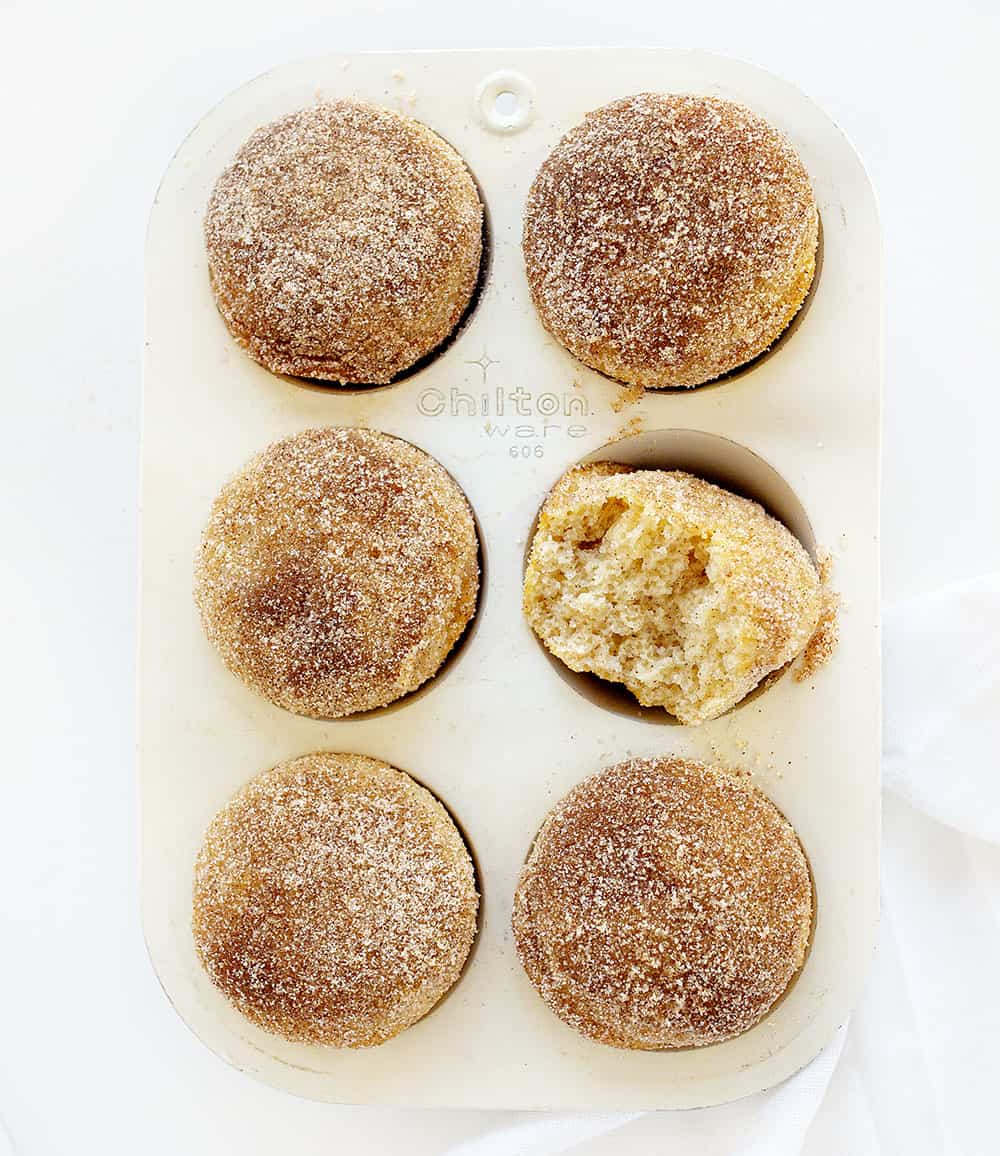 Cinnamon Sugar Donut Muffins are the best of both worlds of donuts and muffins all in one sweet treat! cinnamon sugar donut muffins, donut muffins, cinnamon sugar, sugar donuts, donuts, muffins, iambaker, baking, breakfast treats, muffins recipes Cinnamon Sugar Donut Muffins in a Pan