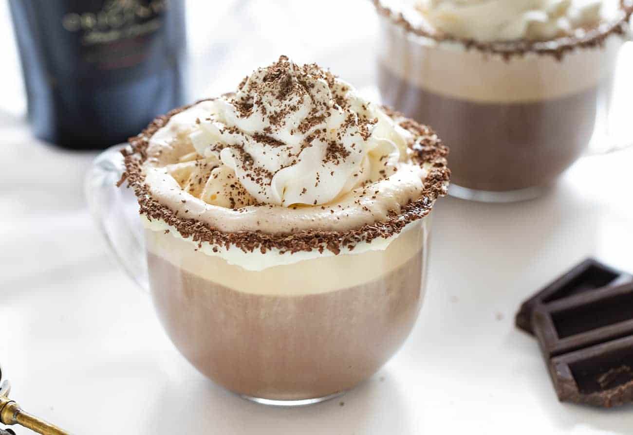 The ultimate cocktail!! Easy ingredients and so refreshing! Drunken Snowman, Cocktails, Alcohol, New Years Eve Drink Idea, Cocktail Ideas, drink ideas for NYC, how to make a drink, i am baker Mug of the Drunken Snowman Cocktail