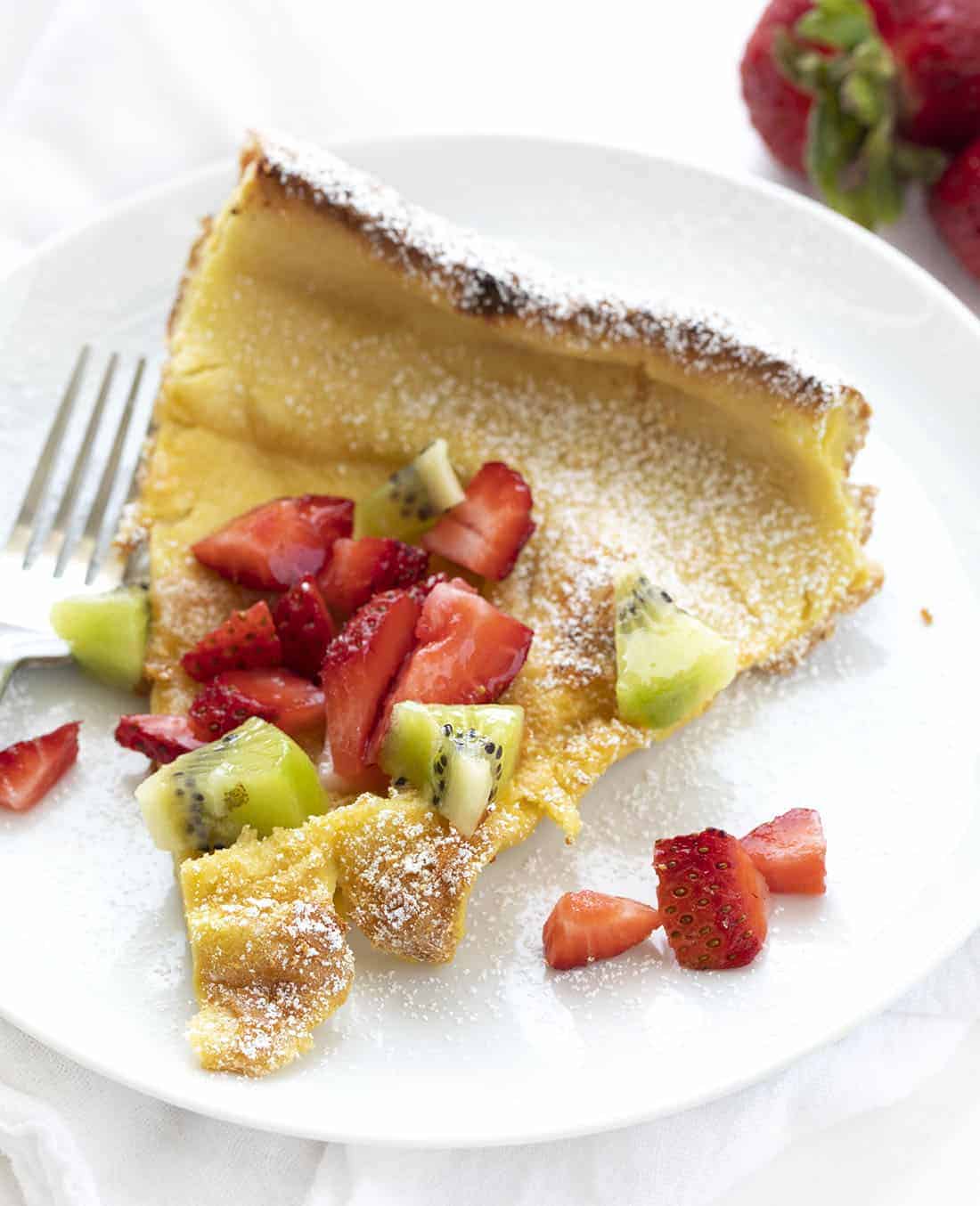 Dutch Baby Pancakes, also known as German or Puff pancakes, is like a combination of a crepe, a pancake, and a popover, all in one. It's a wonderful breakfast or brunch treat. Dutch Baby, German Pancake, Breakfast, recipes, i am baker, iambaker Dutch Baby Pancake with Fresh Fruit