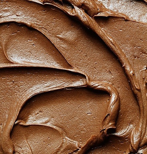 This is the PERFECT homemade brownie. Not only is it delicious, but it will replace any box mix! #browniemix #brownies #homemadebrownies #easybrownies #browniesfromscratch #iambaker Brownie Frosting
