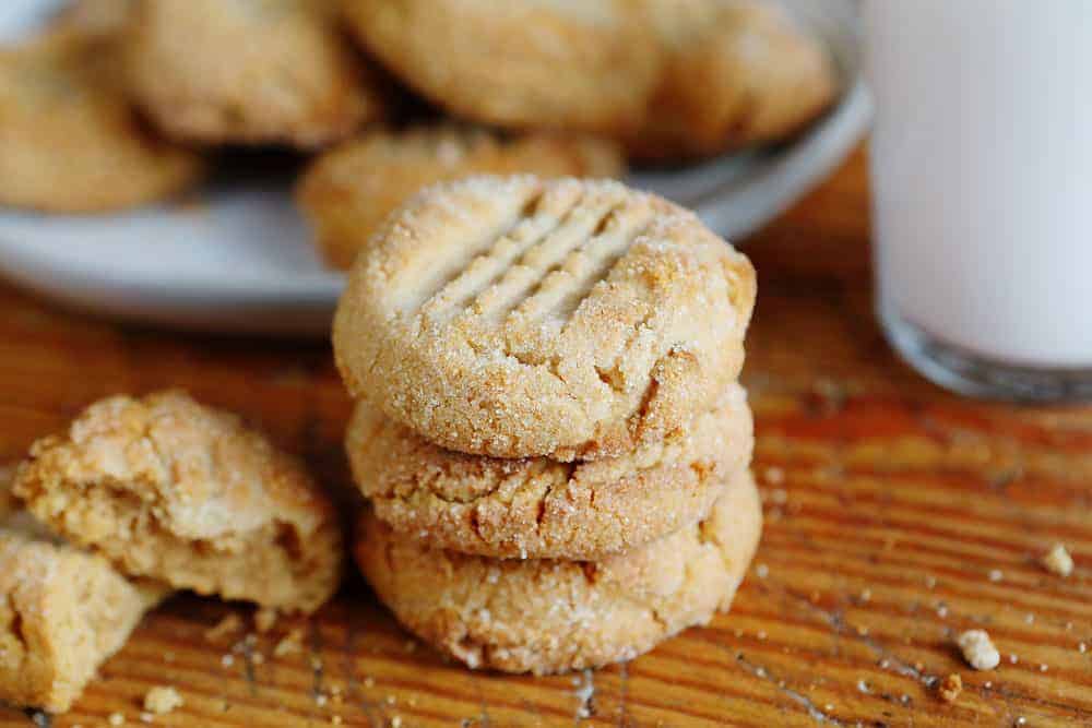 Who wants a better peanut butter cookie recipe? I DO! I created this recipe after my kids asked for a peanut butter cookie with chunky peanut butter in it! Peanut Butter Cookie, Peanut Butter Cookie Recipe, How to Make Peanut Butter Cookies, #peanutbuttercookies, #peanutbuttercookierecipe, #iambaker Peanut Butter Cookie Recipe
