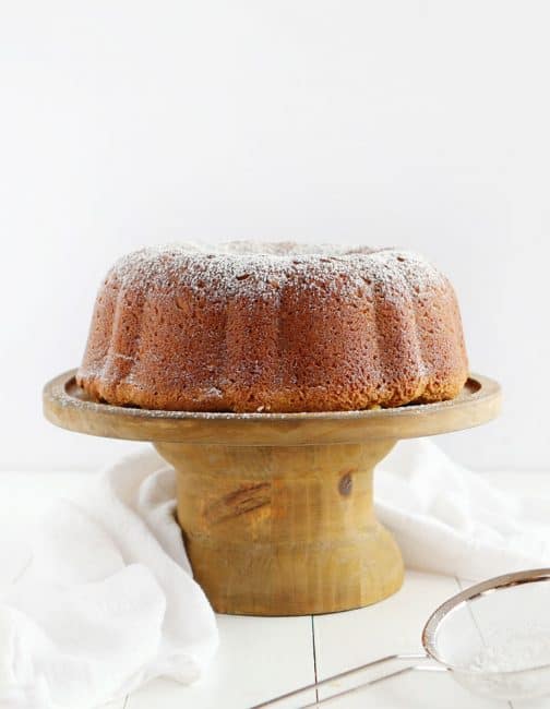 The BEST Pound Cake you will EVER try! This recipe is a WINNER! #poundcake #cake #baking #creamcheesepoundcake #creamcheese #iambaker Pound Cake Recipe